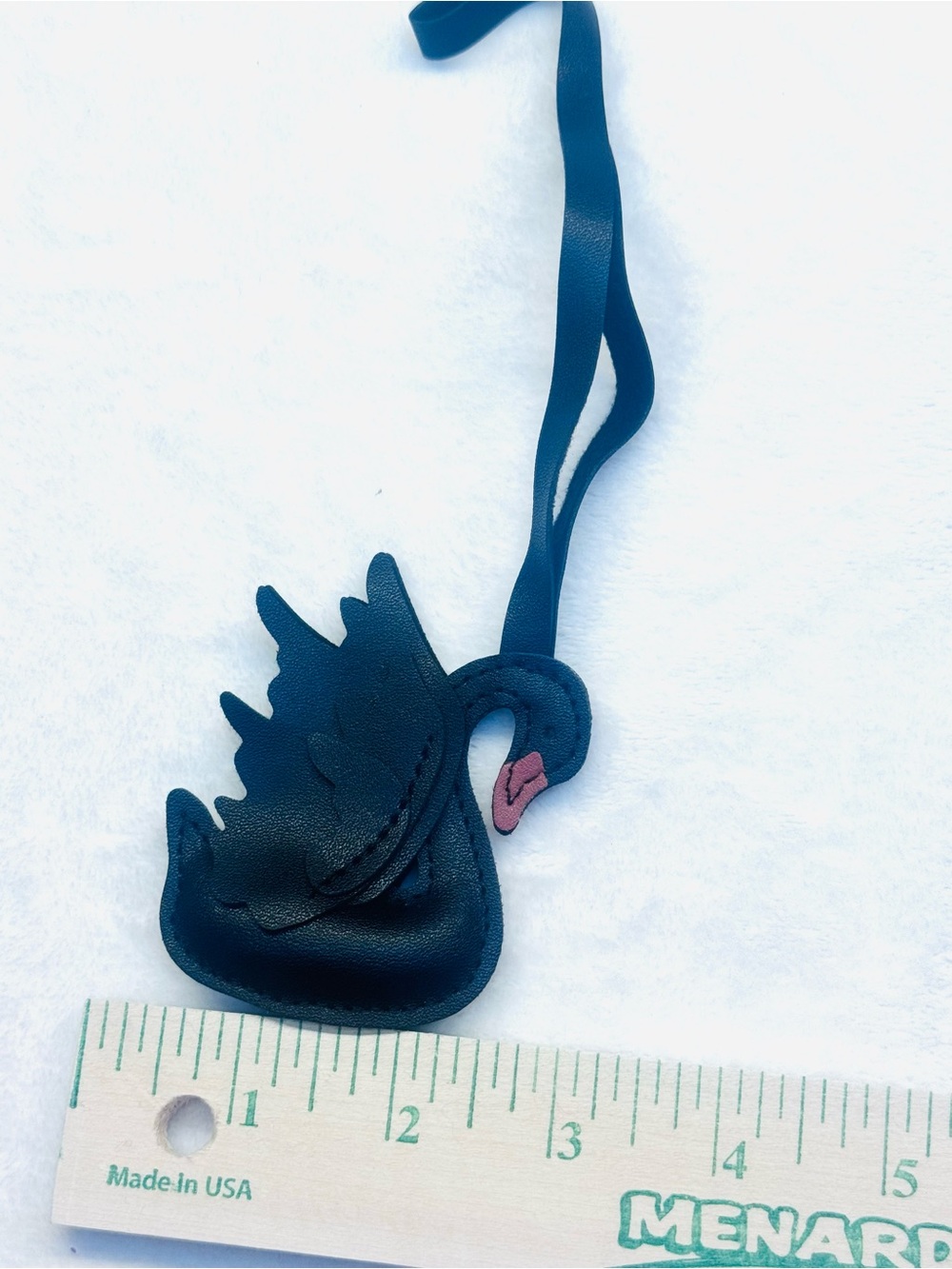 Black Swan Charm - Picture 4 of 5